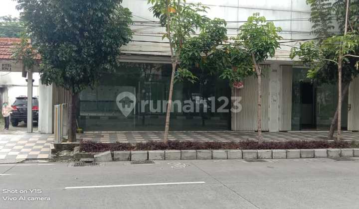 For Rent: 1.5-Story Shop House, Former Commercial Showroom Area, Mayjend Sungkono For Rent: 1.5-Story Shop House, Former Commercial Showroom Area, Mayjend Sungkono