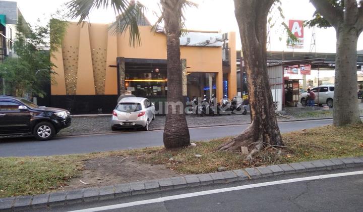 For Sale/Rent 2-Story Commercial House Imam Bonjol Main Road Surabaya For Sale/Rent 2-Story Commercial House Imam Bonjol Main Road Surabaya