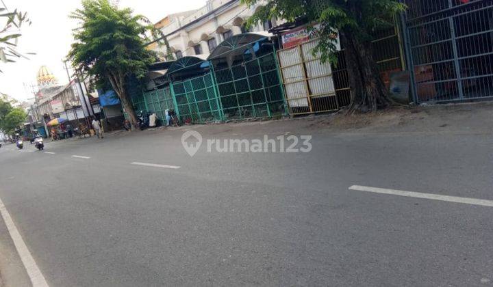 Turun Harga Jual Ruko 2.5 Lantai Hadap Jalan Dua Arah Baru Renov 2