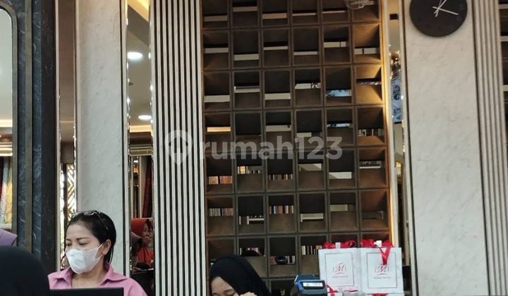 Commercial Area for Sale in Surabaya's Most Elite, Pakuwon Square Nol Boulevard 2