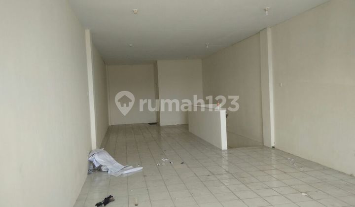 For Sale Affordable 2-Story Shop House, Strategic Location in Mojokerto City Center, Freehold Title, Eligible for Mortgage. 2
