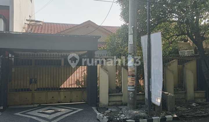 Dijual Rumah 2 Lantai Komersial Raya Sukomanunggal Jaya Cocok Usaha Kantor, Les, Resto, Cafe Dll