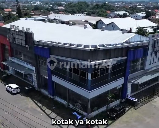 For Rent Former Famous Supermarket Building Commercial Area City Center Kediri Negotiable