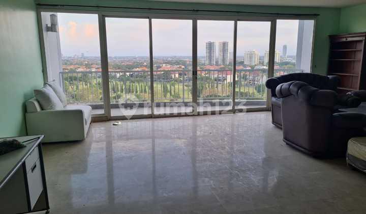 Disewakan Apartemen Adhiwangsa 3BR / 3KT Privat Lift Full AC Semi Furnish Golf View 2