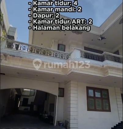 Need Luxury Sultan House for Sale, Spacious, Suitable for Premium Commercial Business in Kertajaya Indah Area, ITS Roundabout 2