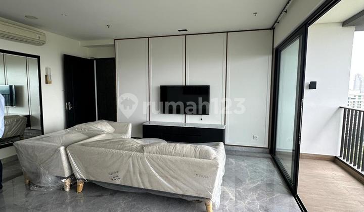 Dijual / Sewakan Apartemen Baru Golf View Graha Golf ALexa 3BR+Ruang Kerja 1KT ART Full Furnish 