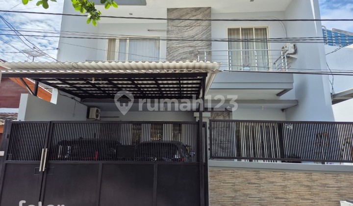 Dijual Rumah 2Lantai Wisma Permai Barat Baliknya Gm 9X15m