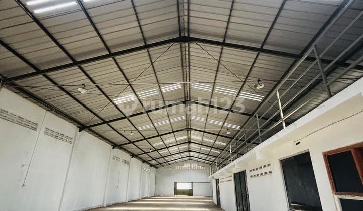 For Sale Warehouse Plus Mess & Office, Nol Street, Gresik City, Strategic Location.