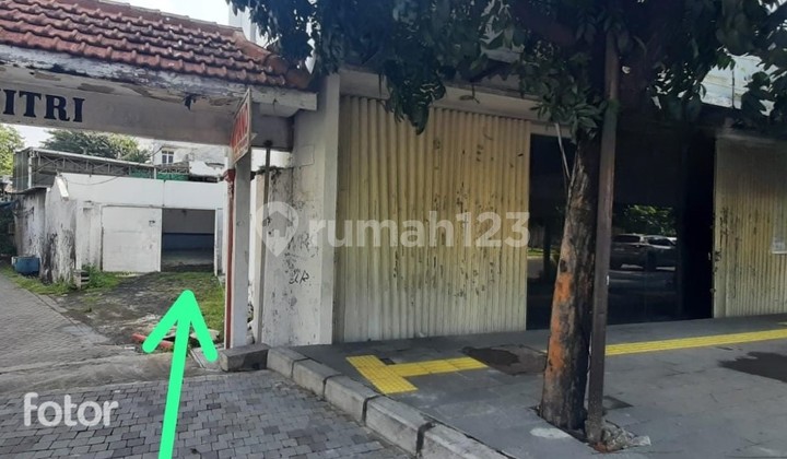 For Rent: 1.5-Story Shop House, Former Commercial Showroom Area, Mayjend Sungkono For Rent: 1.5-Story Shop House, Former Commercial Showroom Area, Mayjend Sungkono