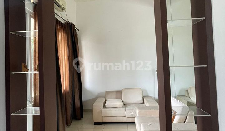 Rumah Besar Telaga Golf Bsd