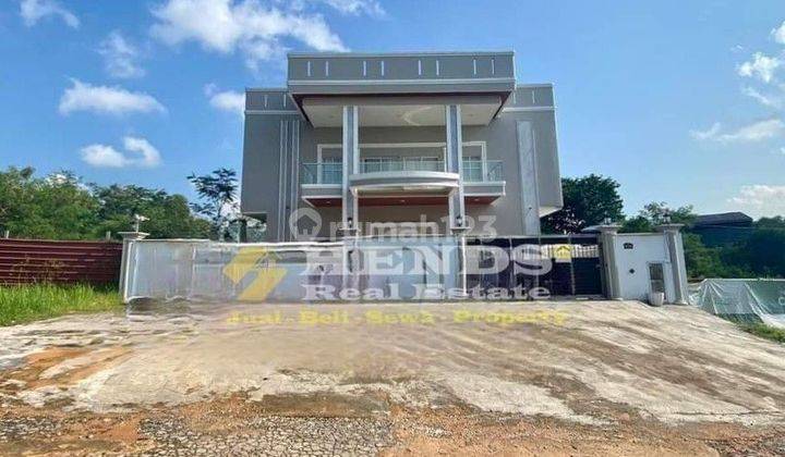 DIJUAL Rumah Mewah 2,5 Lantai di Perum PALM SPRING Batam Centre  1