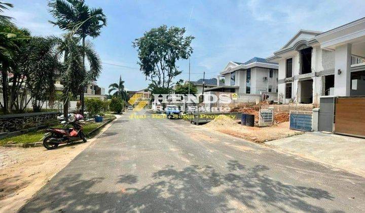 Dijual Rumah Cantik Siap Huni Full Furnished Di Crown Hill Estate 2