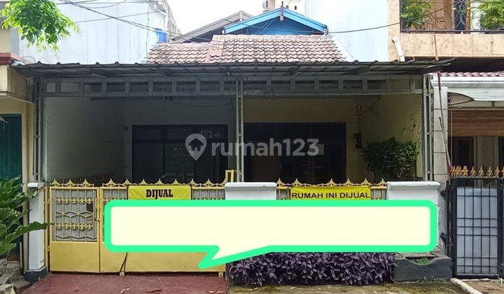 Di jual Rumah lokasi pinggir jalan, bebas banjir di Harapan Baru 1