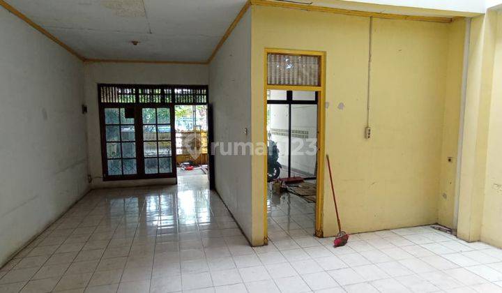 Di jual Rumah lokasi pinggir jalan, bebas banjir di Harapan Baru 2