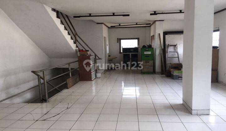 Di jual Ruko Gandeng 3Lt posis Hook lokasi pinggir jalan di jalan utama Bekasi 2