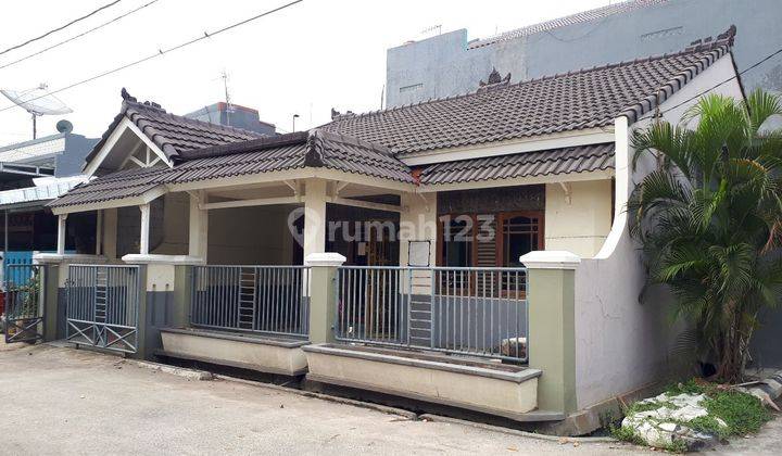 Di Jual Rumah, Hook, Siap Huni di Cluster Anggur - Harapan Indah Bekasi 1