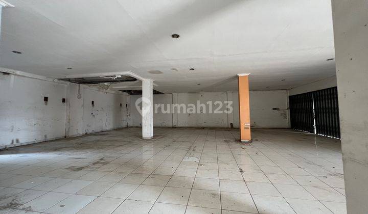 Di Sewakan 3 Ruko Gandeng, Lokasi dekat Kampus, Pertamina, Supermarket di Kaliabang Bekasi 2