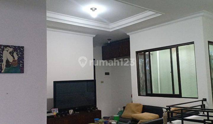 Di Jual Rumah 2LT, Siap Huni dan cocok untuk usaha, di komplek Billymoon, Pondok Kelapa - Jakarta Timur 2