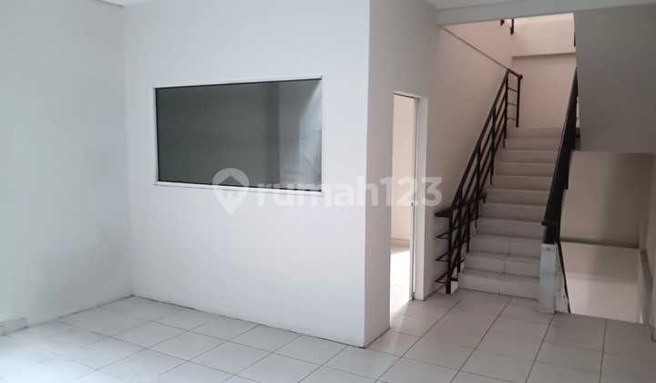 Quick Sale Fluorite Shop House Gading Serpong HGB 80.0 m² Unfurnished Quick Sale Fluorite Shop House Gading Serpong HGB 80.0 m² Unfurnished