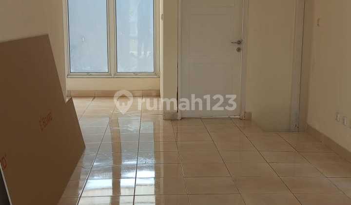 For Sale Il Rossa Gading Serpong House 7 Meters Wide Great Price Ready to Move In 2