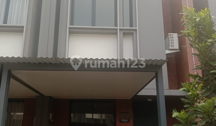 Rumah di Freja, BSD Kontrakan Unfurnished Bagus Lainnya - Lainnya Rumah di Freja, BSD Kontrakan Unfurnished Bagus Lainnya - Lainnya