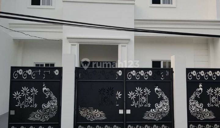 Rumah Di Vila Melati Mas 2 Lantai Shm Bagus Hadap Selatan Di Bsd  2