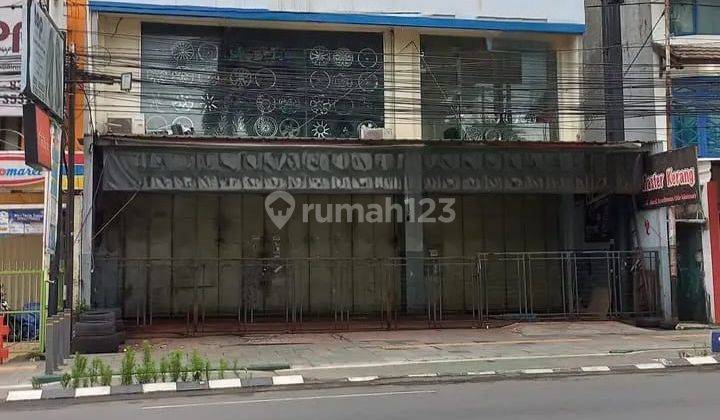 Ruko Empat Lantai di Kawasan Air Mancur Bogor 1