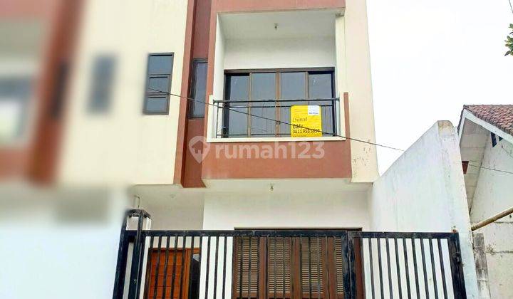 Rumah Baru Murah 3.5 Lantai di Komplek B N I Jakarta Barat 1