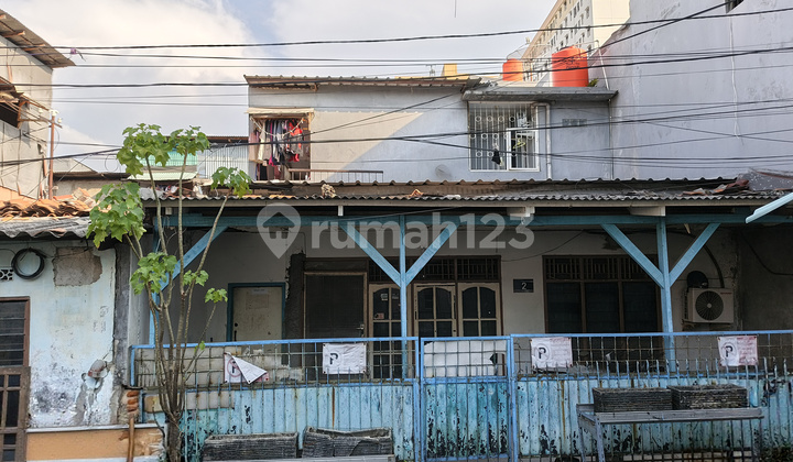 Rumah di Dwiwarna, Sawah Besar, Jakarta Pusat