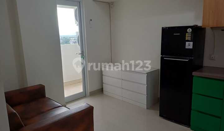 Apartemen Full Furnished Cisauk Point Tower Saphire, Tangerang Apartemen Full Furnished Cisauk Point Tower Saphire, Tangerang