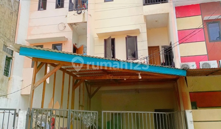 3.5-Story Shop House on Karya 2 Street, Grogol, West Jakarta