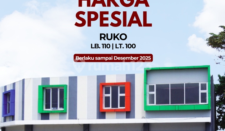 Modern Shop House Beside the Road in a Strategic Area of Bandung