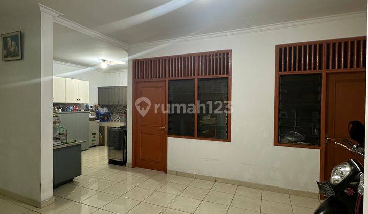 Rumah taman meruya ilir 2 lantai rapi siap huni 2