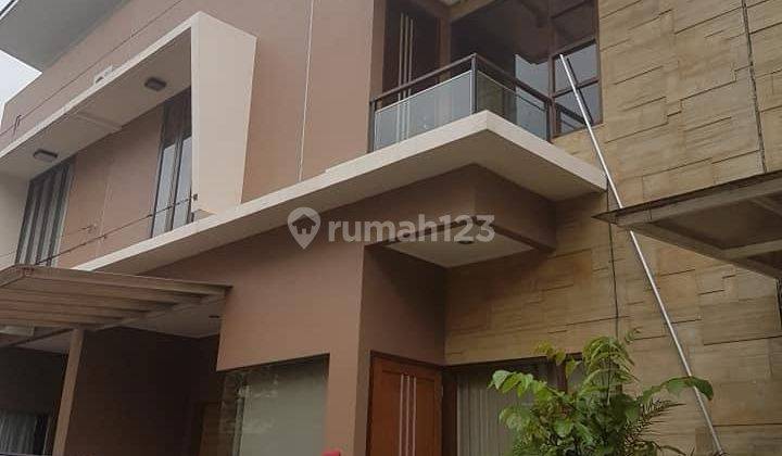 Rumah Full Furnished di Jl Terusan Sutami Cluster Casanova 1