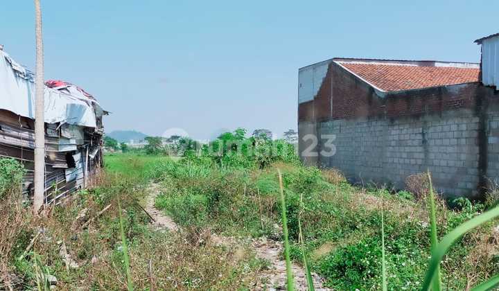 Dense Land on Jl. Peuris Cibisoro, Margaasih Suitable for Warehouse Dense Land on Jl. Peuris Cibisoro, Margaasih Suitable for Warehouse