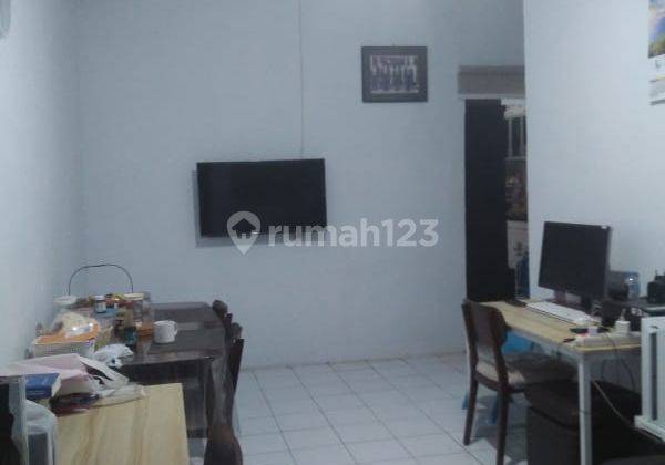 Rumah Nyaman Siap Huni di Taman Rahayu 4 1