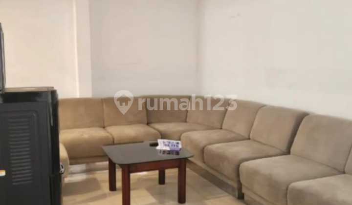 For Sale For Rent Mainroad Surapati Shop Building, Suitable for Showroom