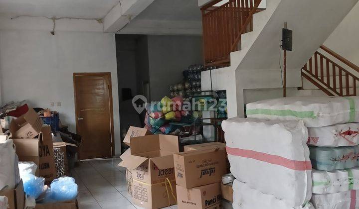 Ruko Hoek Sayap Gardujati Kawasan Ramai untuk Perdagangan  1