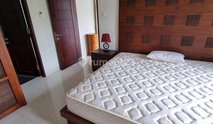 Villa Furnished daerah Sunset Road dalam Komplek 2