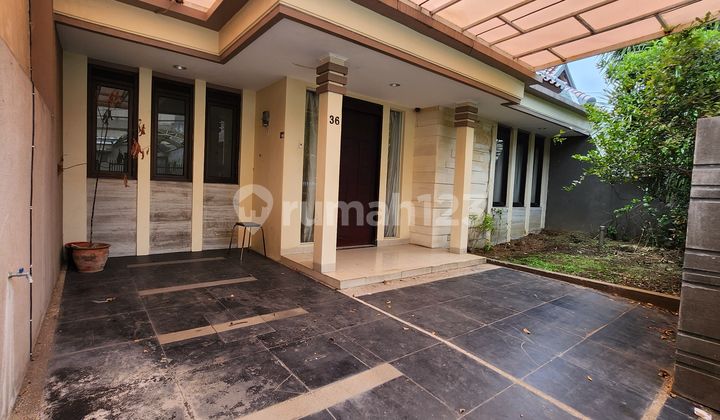 Rumah Strategis di Pratista Taman Sakura Pasirkoja