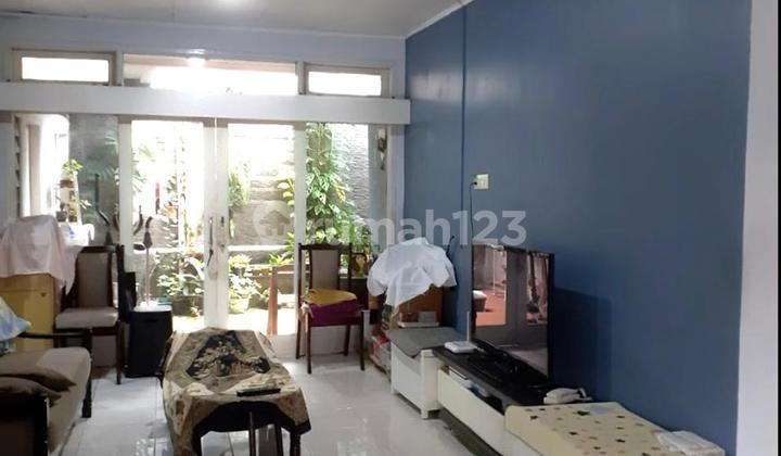 Rumah Strategis bisa Usaha di Kopo Permai Rumah Strategis bisa Usaha di Kopo Permai