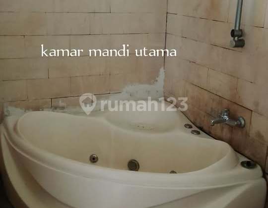 Rumah Nyaman Strategis di Setraduta Setra Duta 2