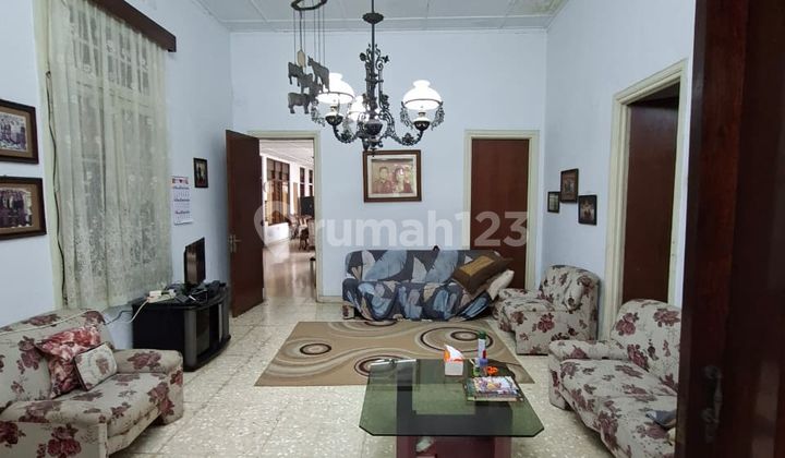 Rumah Belanda di Sayap Jalan Sunda Bandung 2