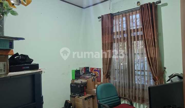 Murah Rumah Strategis di Taman Holis Indah 2