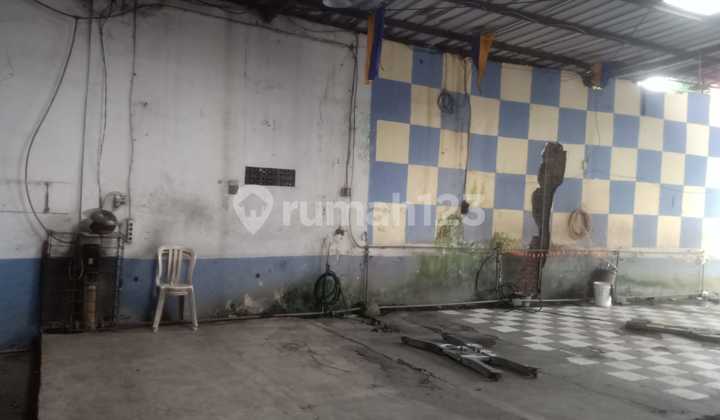 Ruang Usaha dan Kos Kost Mainroad Terusan Holis