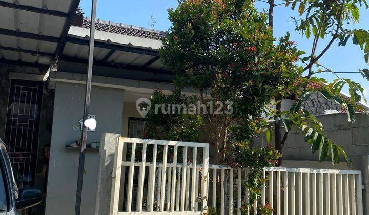 Dijual rumah strategis di Melatiwangi Bandung 1