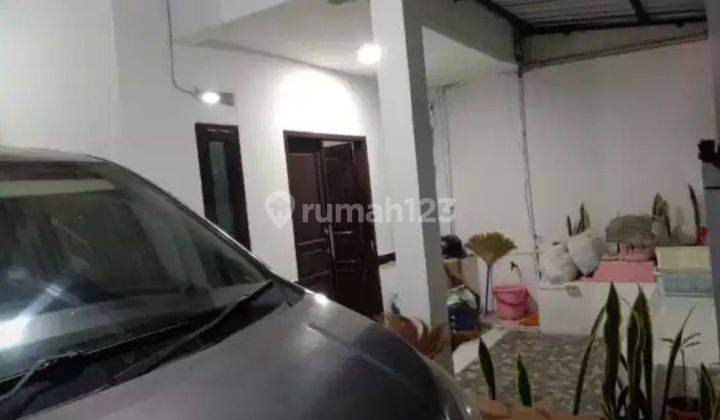 Dijual rumah strategis di Kopo Permai Bandung 1