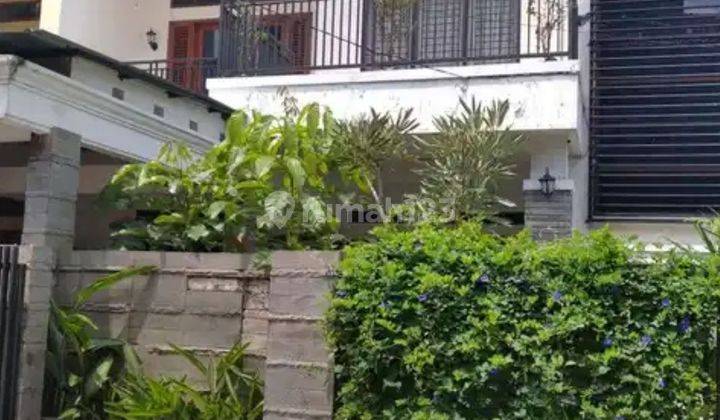 Dijual Rumah Siap Huni dengan lokasi strategis di Geger Kalong dekat Setiabudi, Cihampelas, Sukajadi, Pasteur, Dago, Lembang Bandung 1