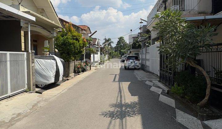 Dijual Rumah Lokasi Strategis di Antapani Bandung 2