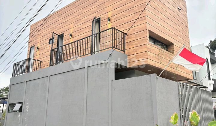 Dijual Murah Rumah Hook Full Furnished di Komplek Lembah Cimenteng Cipageran Cimahi Bandung